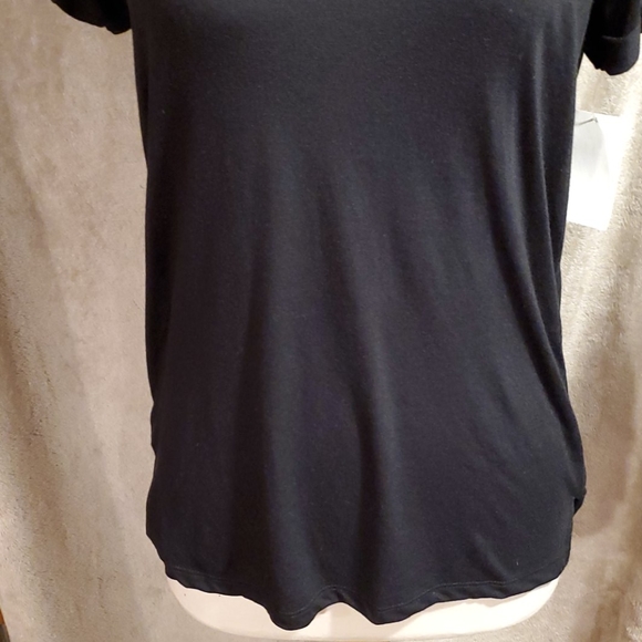 NWT Cold Crush Black Junior's T-Shirt Small New - Picture 3 of 7